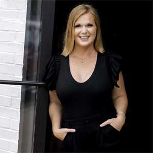 Aly Davis headshot